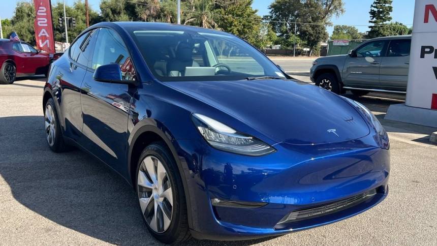 2021 Tesla Model Y 5YJYGDEEXMF241257