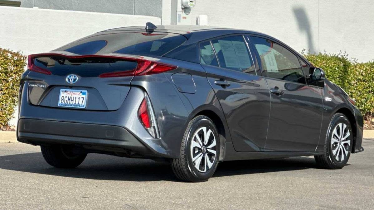 2018 Toyota Prius Prime JTDKARFP2J3095515