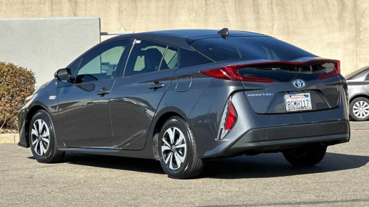 2018 Toyota Prius Prime JTDKARFP2J3095515