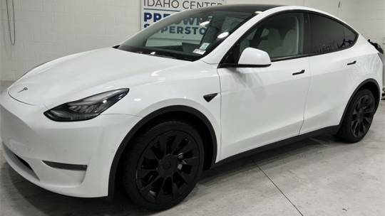 2020 Tesla Model Y 5YJYGDEE4LF046320