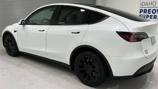 2020 Tesla Model Y 5YJYGDEE4LF046320