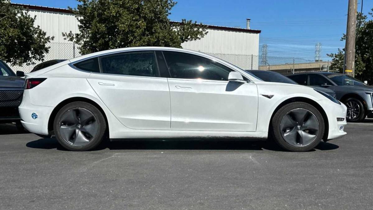 2020 Tesla Model 3 5YJ3E1EB3LF795145