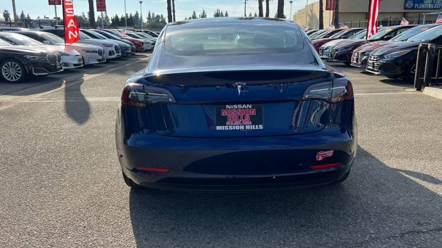 2018 Tesla Model 3 5YJ3E1EA7JF108981