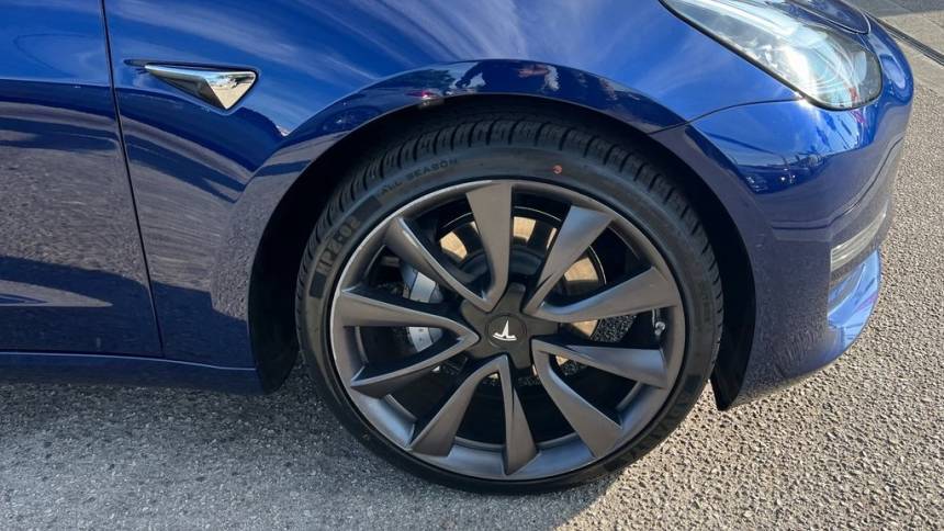 2018 Tesla Model 3 5YJ3E1EA7JF108981