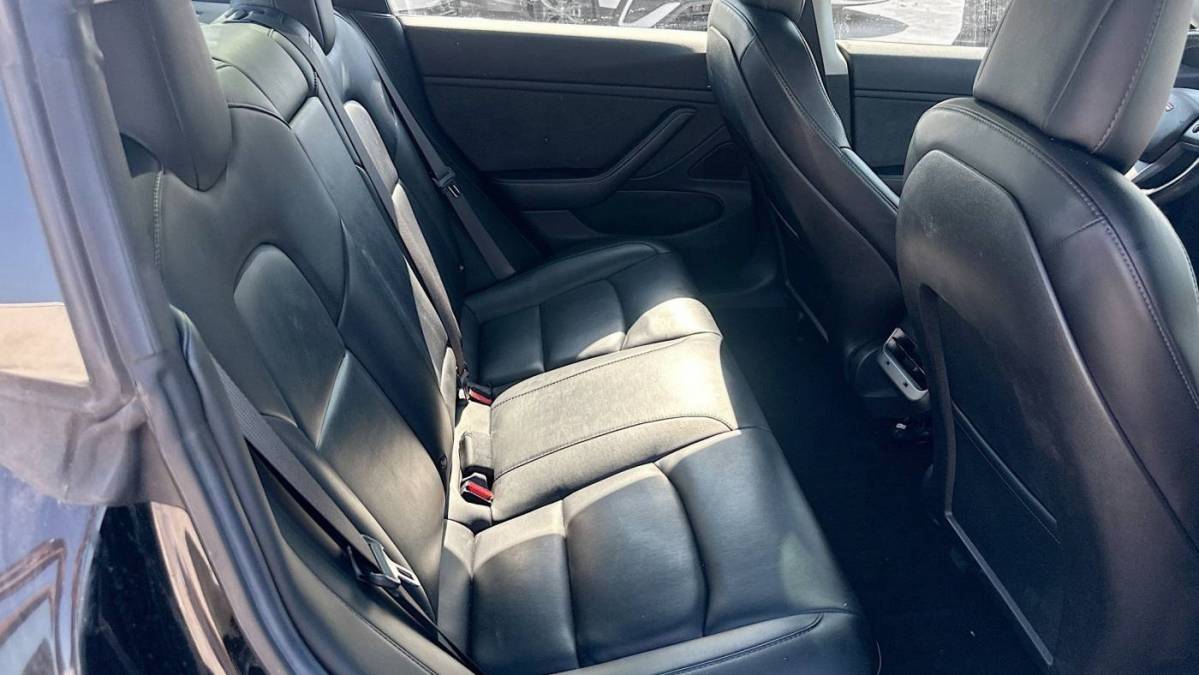 2018 Tesla Model 3 5YJ3E1EA8JF056969