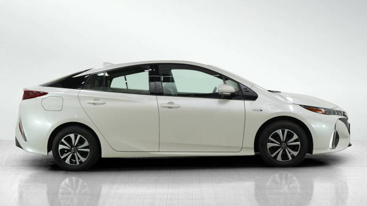 2017 Toyota Prius Prime JTDKARFP0H3012626