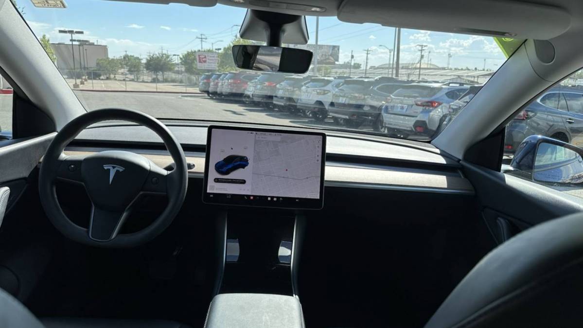 2020 Tesla Model Y 5YJYGDEE9LF008291