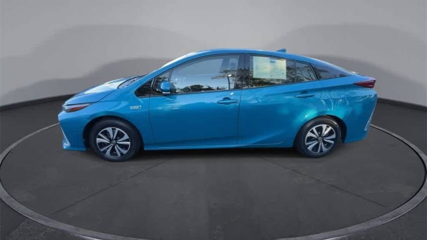 2017 Toyota Prius Prime JTDKARFPXH3066340