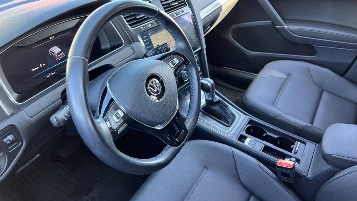 2019 Volkswagen e-Golf WVWPR7AU1KW907547