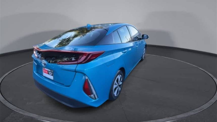 2017 Toyota Prius Prime JTDKARFPXH3066340