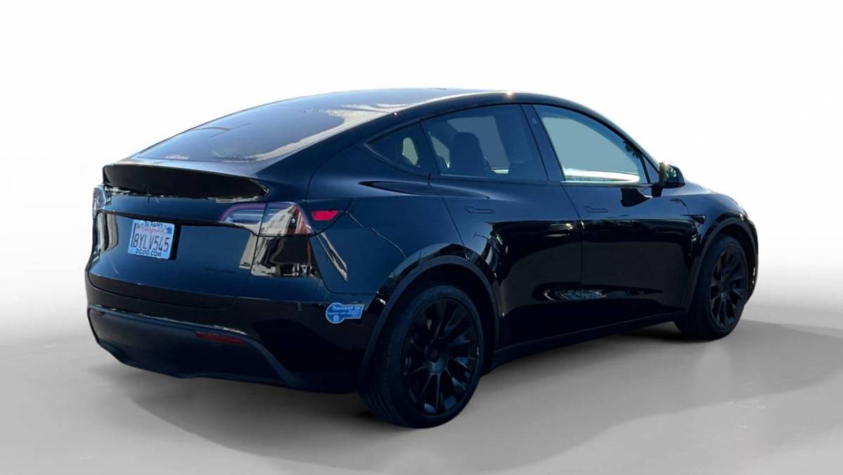 2021 Tesla Model Y 5YJYGDEE1MF274518