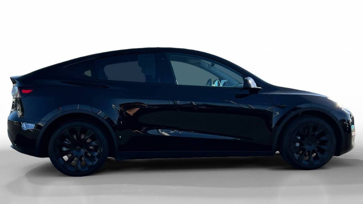 2021 Tesla Model Y 5YJYGDEE1MF274518