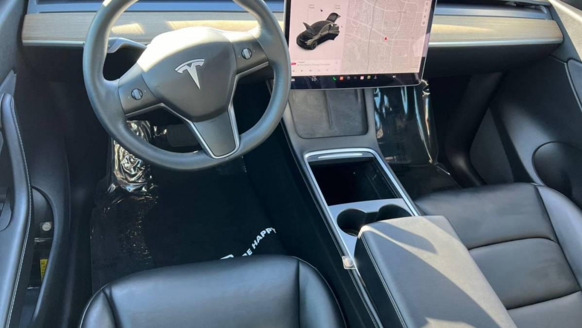 2021 Tesla Model Y 5YJYGDEE1MF274518