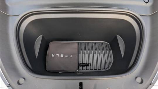 2021 Tesla Model Y 5YJYGDEE8MF278453