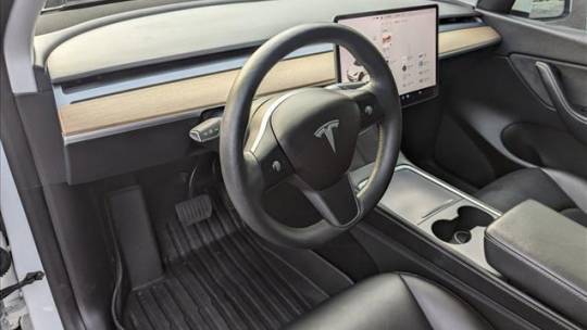 2021 Tesla Model Y 5YJYGDEE8MF278453