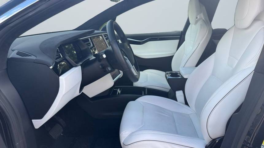 2017 Tesla Model X 5YJXCDE29HF034247