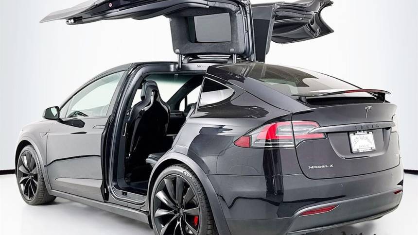 2016 Tesla Model X 5YJXCBE27GF010760