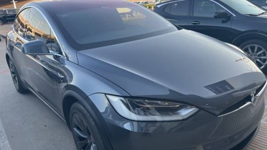 2018 Tesla Model X 5YJXCAE25JF117775