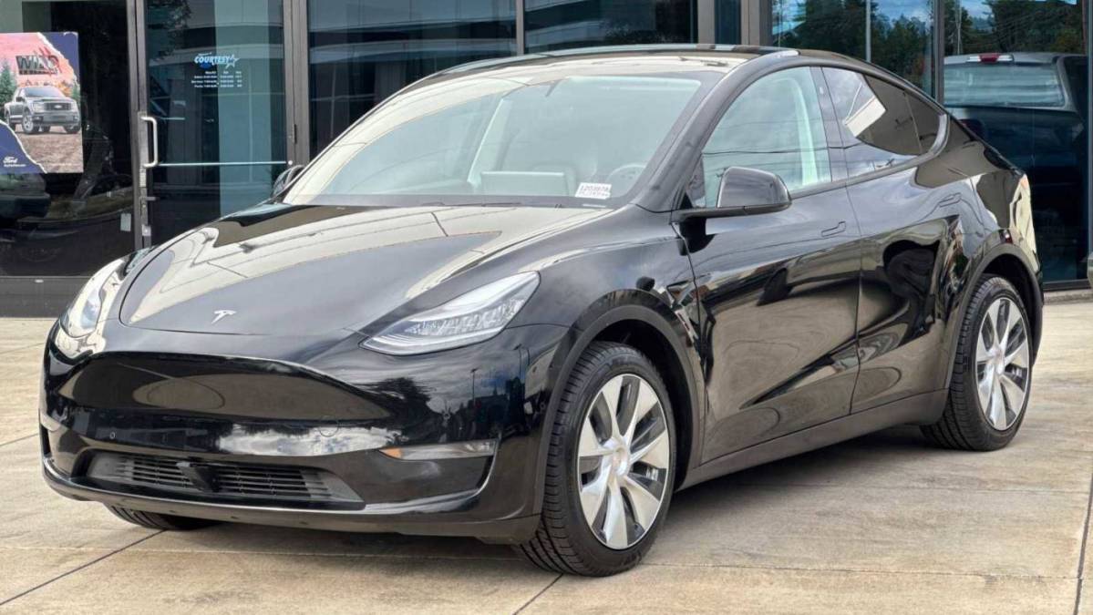 2020 Tesla Model Y 5YJYGDEE0LF017526