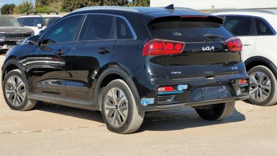 2022 Kia NIRO EV KNDCC3LG8N5118533