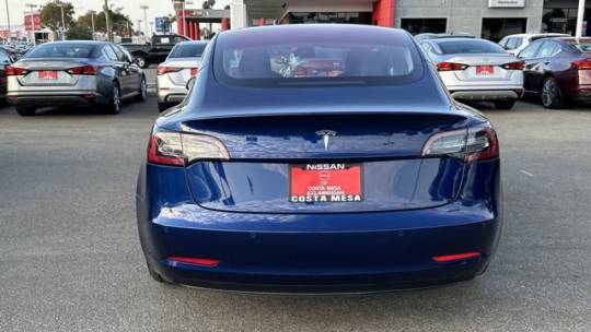 2018 Tesla Model 3 5YJ3E1EA9JF004279