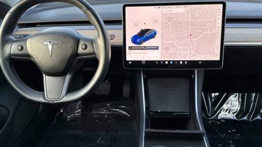 2018 Tesla Model 3 5YJ3E1EA9JF004279