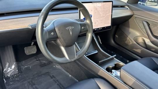 2018 Tesla Model 3 5YJ3E1EA9JF004279