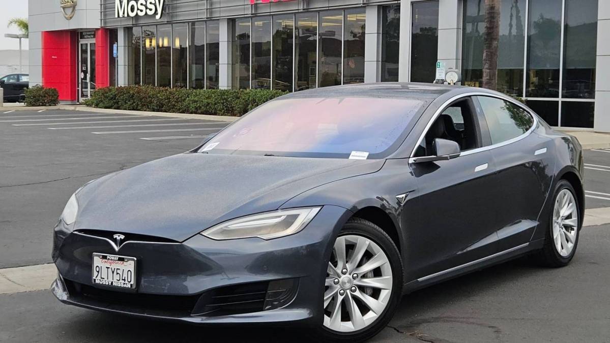 2017 Tesla Model S 5YJSA1E20HF208916