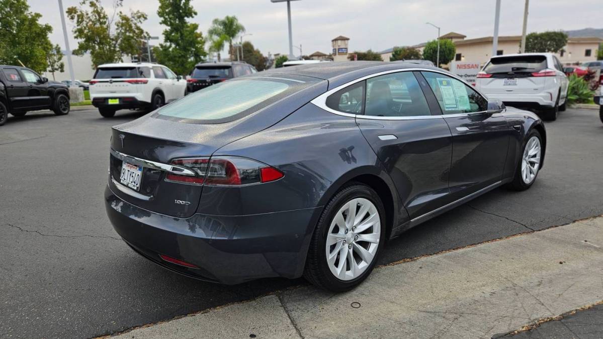 2017 Tesla Model S 5YJSA1E20HF208916