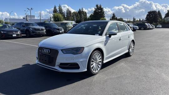 2016 Audi A3 Sportback e-tron WAUTPBFF7GA049293