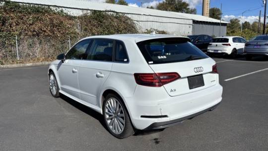 2016 Audi A3 Sportback e-tron WAUTPBFF7GA049293