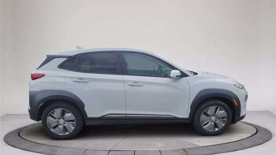 2021 Hyundai Kona Electric KM8K33AG8MU099383