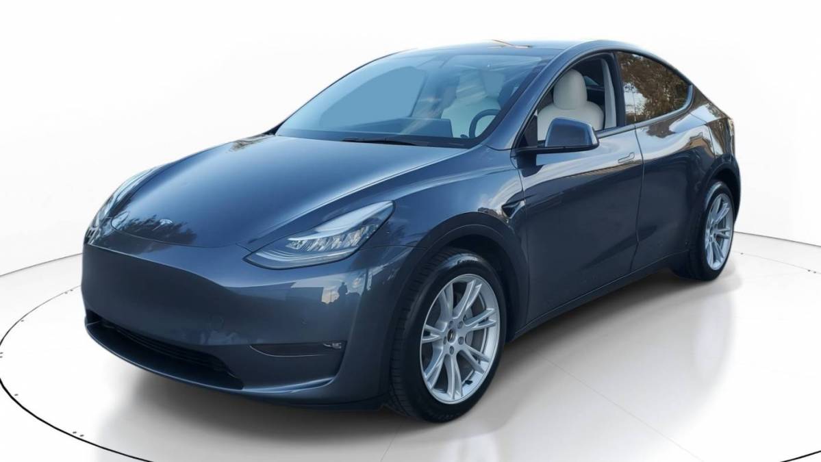 2021 Tesla Model Y 5YJYGDEE8MF202702