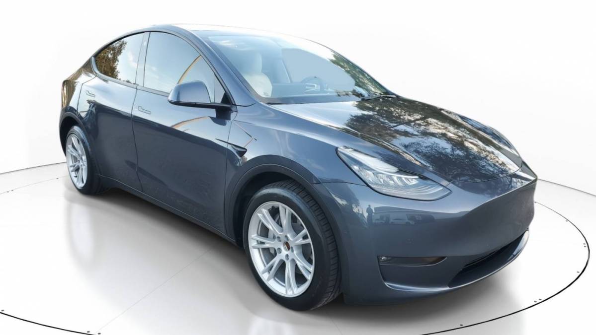 2021 Tesla Model Y 5YJYGDEE8MF202702