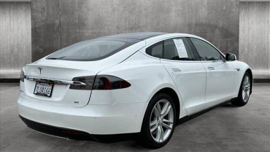 2015 Tesla Model S 5YJSA1H17FF081159