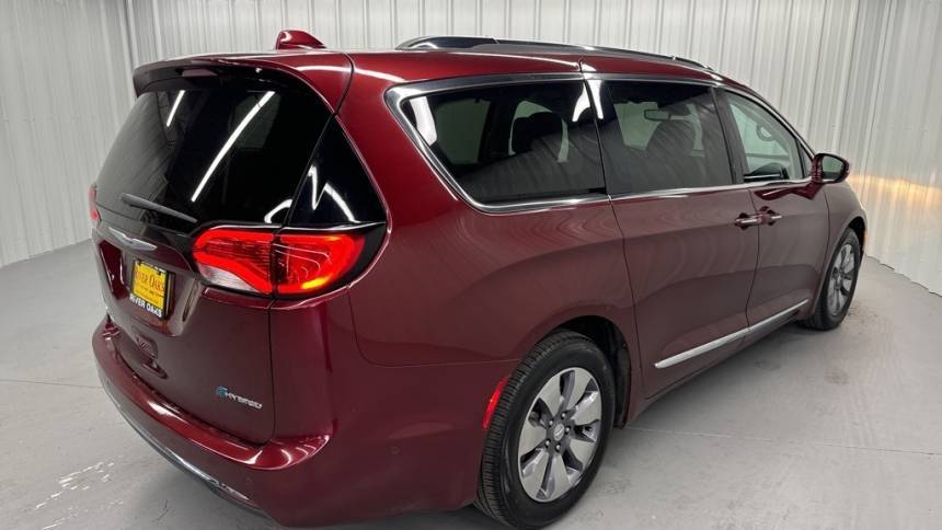 2018 Chrysler Pacifica Hybrid 2C4RC1N74JR213079