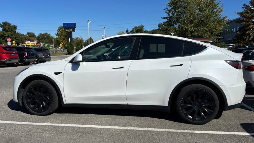 2021 Tesla Model Y 5YJYGDEE3MF246994