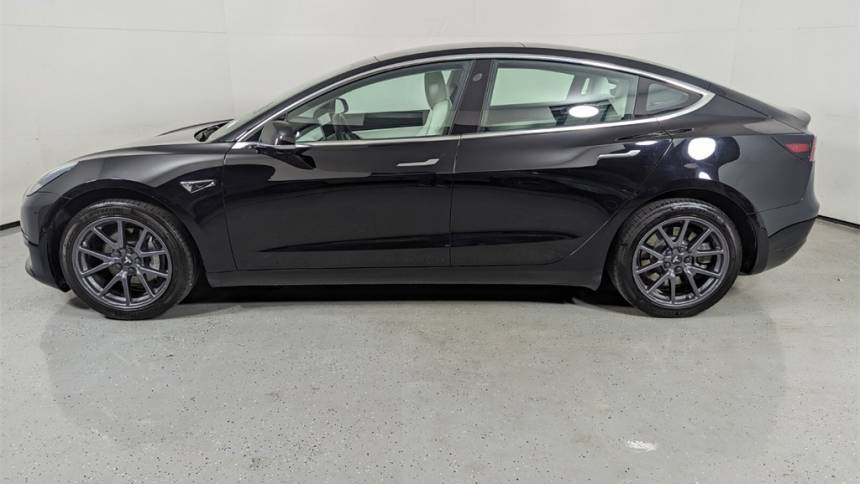 2019 Tesla Model 3 5YJ3E1EA0KF317884