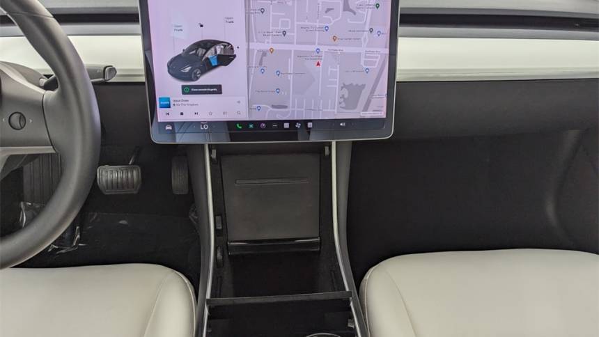 2019 Tesla Model 3 5YJ3E1EA0KF317884