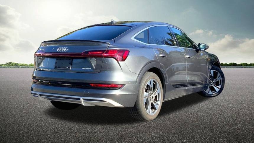 2021 Audi e-tron WA12AAGE1MB012174