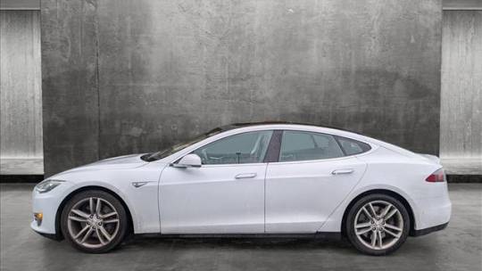 2016 Tesla Model S 5YJSA1E25GF129448