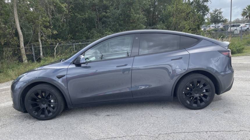 2021 Tesla Model Y 5YJYGDEE7MF287984