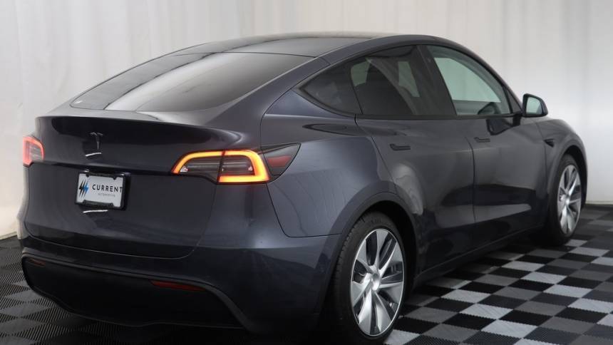 2020 Tesla Model Y 5YJYGDEE5LF043670