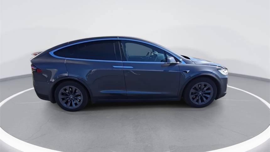 2017 Tesla Model X 5YJXCBE24HF068309