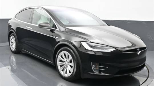 2019 Tesla Model X 5YJXCBE25KF152579