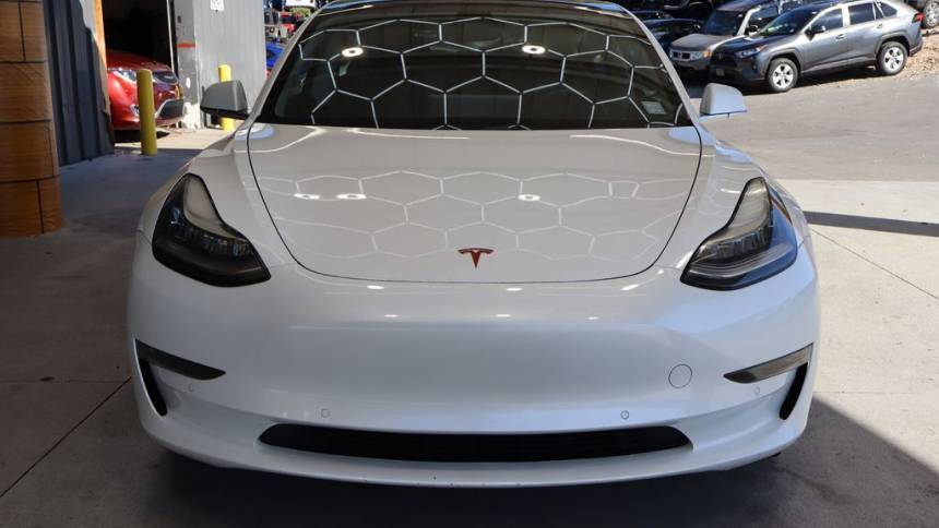 2018 Tesla Model 3 5YJ3E1EA1JF154659