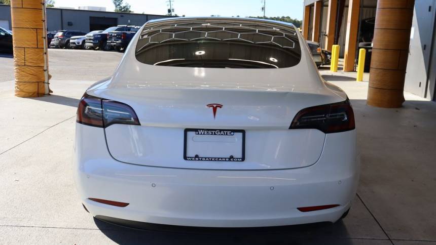 2018 Tesla Model 3 5YJ3E1EA1JF154659