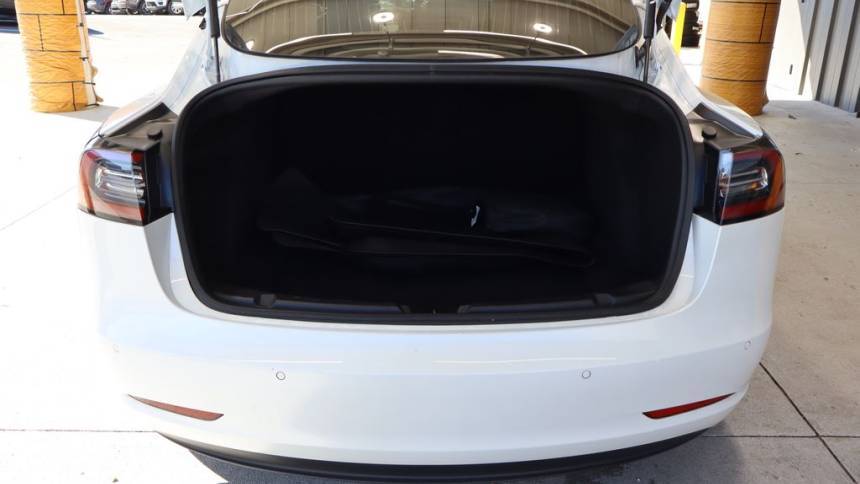 2018 Tesla Model 3 5YJ3E1EA1JF154659