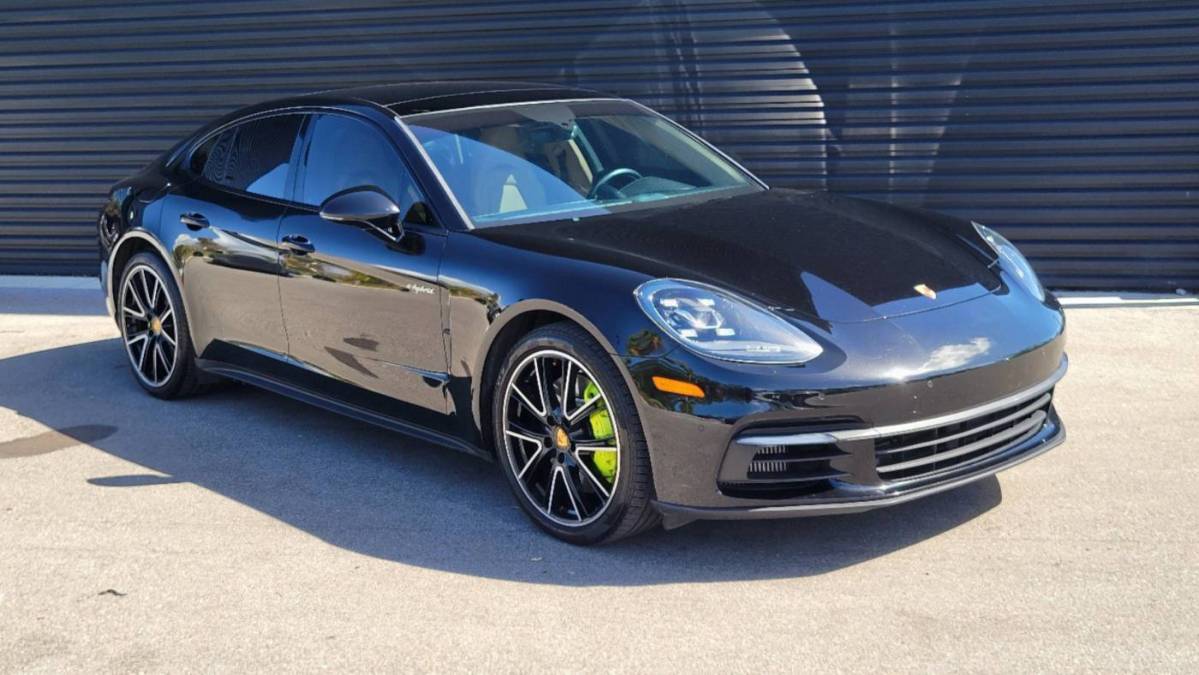 2018 Porsche Panamera WP0AE2A75JL128070