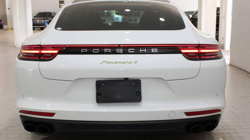 2019 Porsche Panamera WP0AE2A71KL125118